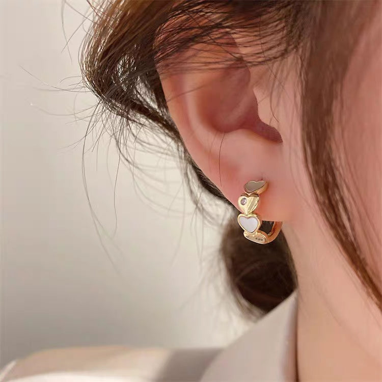 Design Shell Heart Earrings